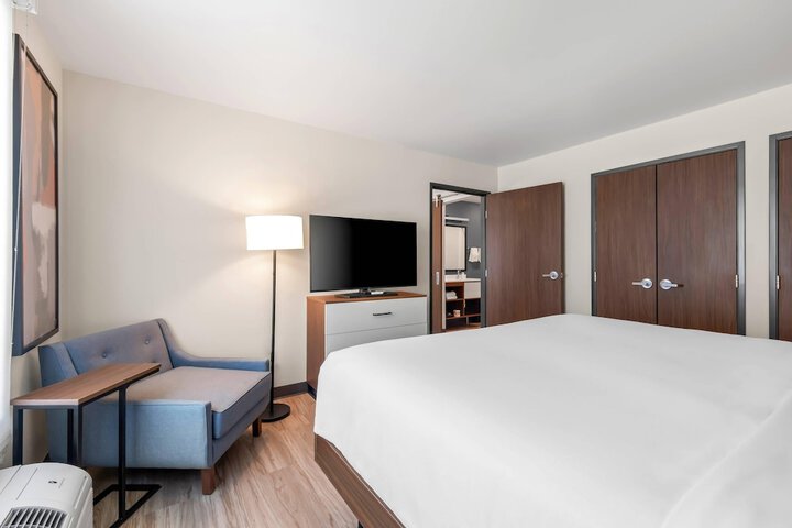 Room 14 of 44