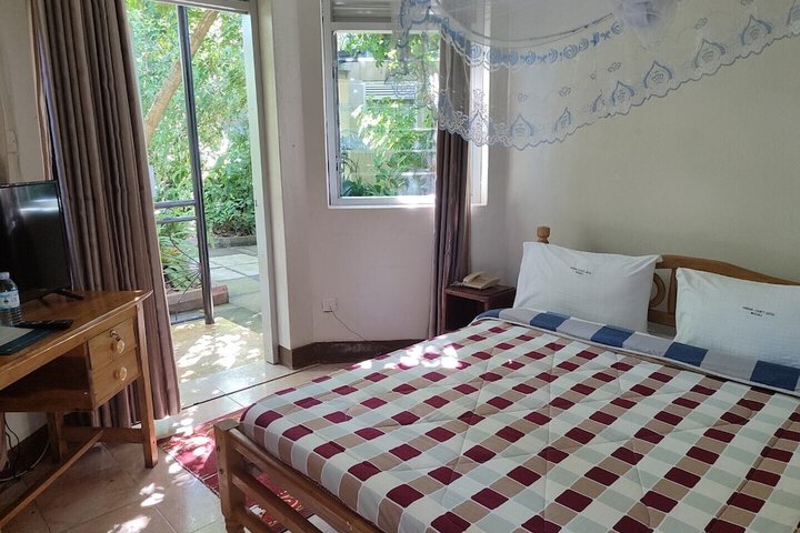 Room 6 of 40