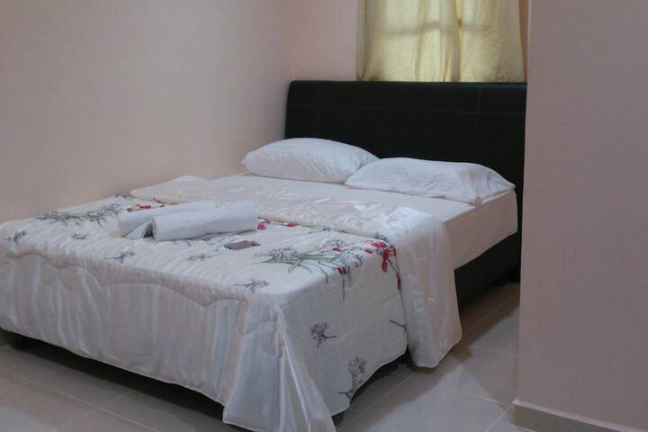 Room 13 of 52