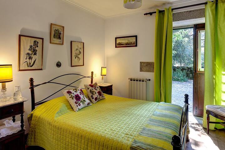 Room 10 of 45