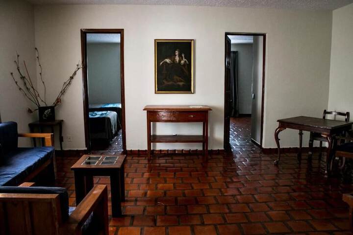 Room 50 of 81