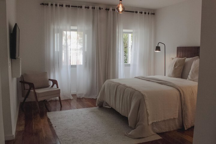 Room 15 of 33