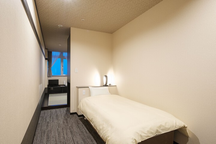 Room 9 of 55