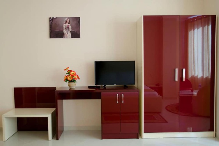 Room 18 of 26