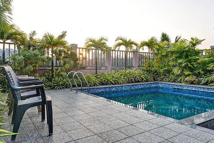 Pool 36 of 42
