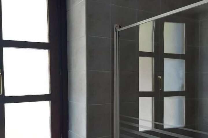 Room 13 of 25