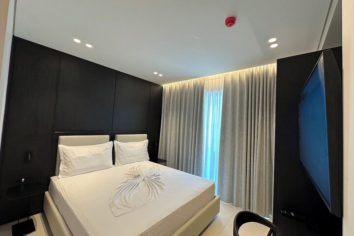 Room 61 of 142