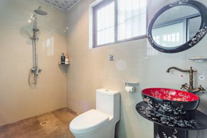Room 3 of 45