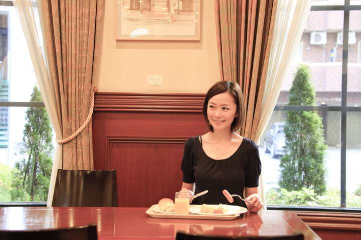 Dining Photos