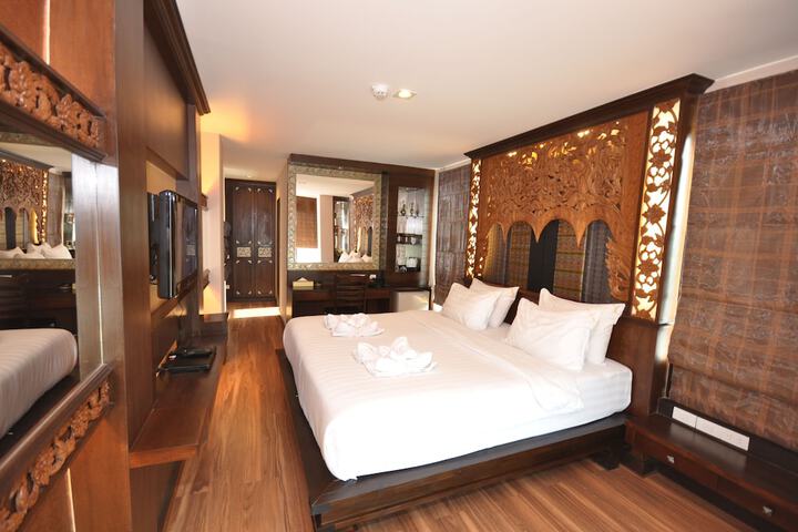 Room 50 of 83
