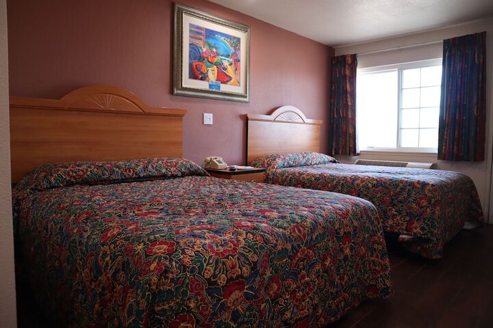 Room 6 of 20