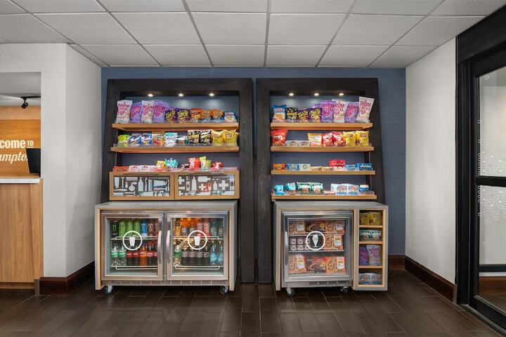 Snack bar
