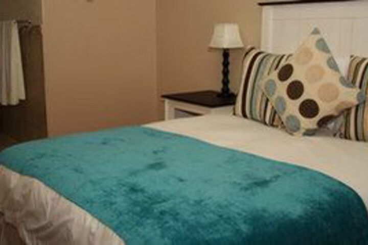 Room 25 of 33