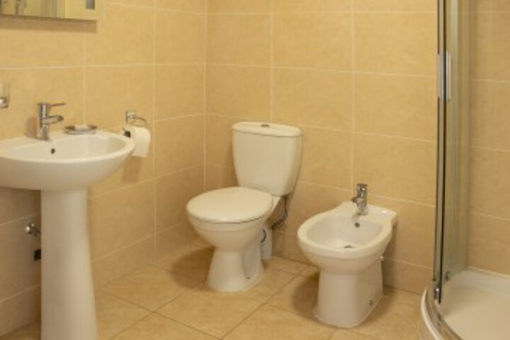 Room 5 of 20