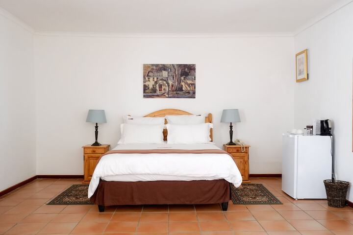 Room 5 of 110