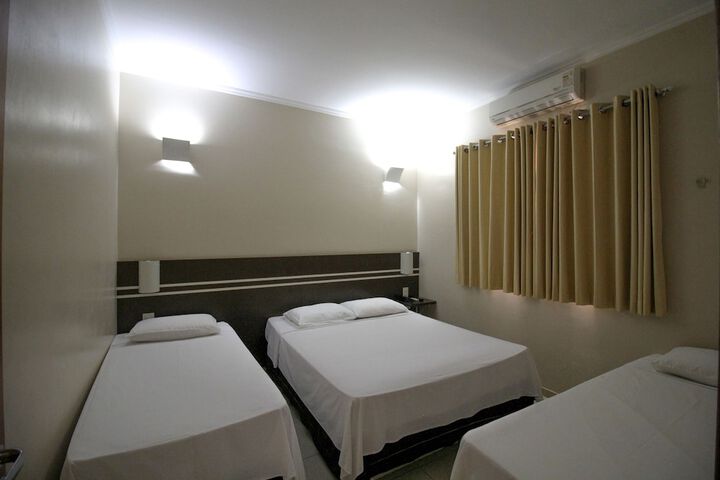 Room 80 of 183
