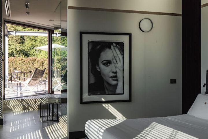 Room 51 of 90