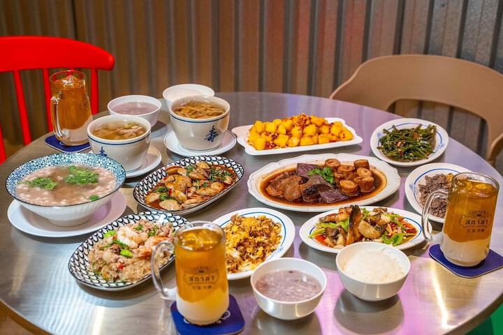 Dining 66 of 83