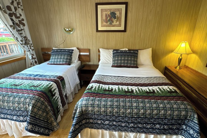 Room 38 of 100