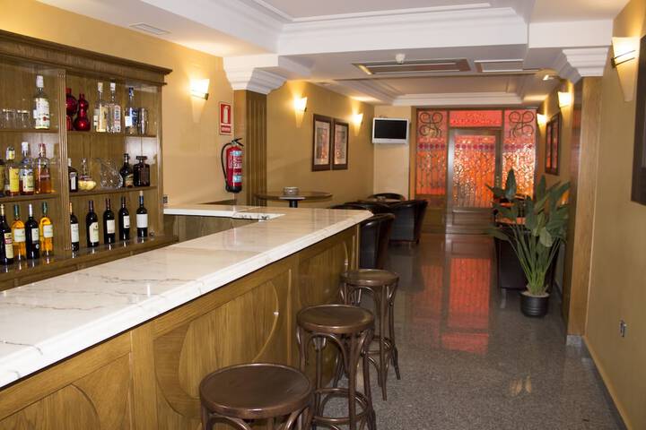 Lounge 57 of 74