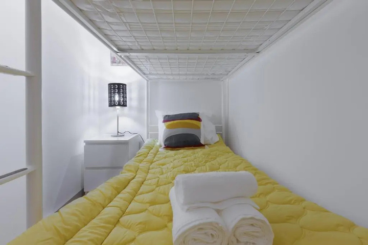 Room 4 of 21