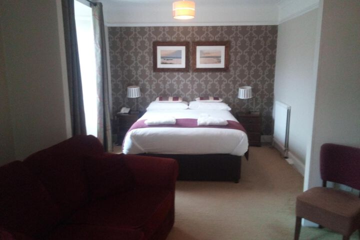 Room 12 of 22