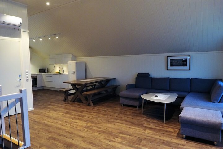 Room 14 of 27