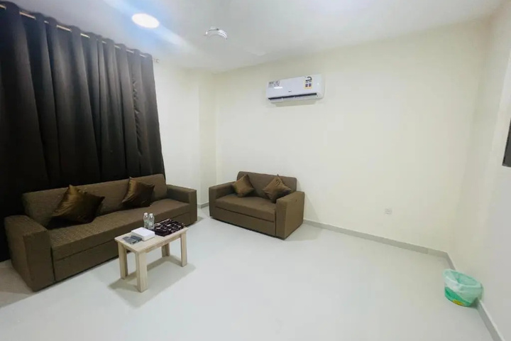 Room 9 of 10