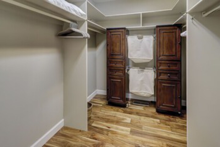 Room 17 of 23