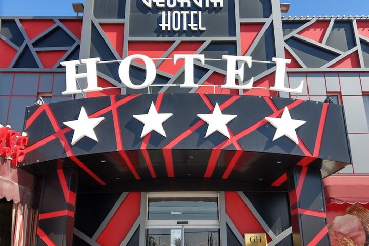 Hotel 32 of 32