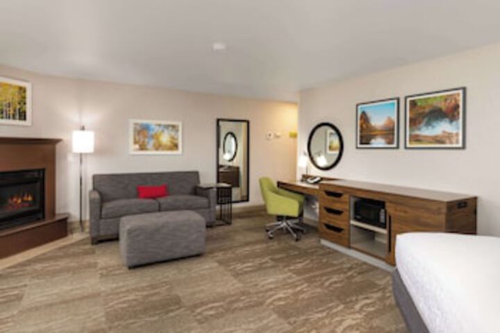 Room 61 of 261