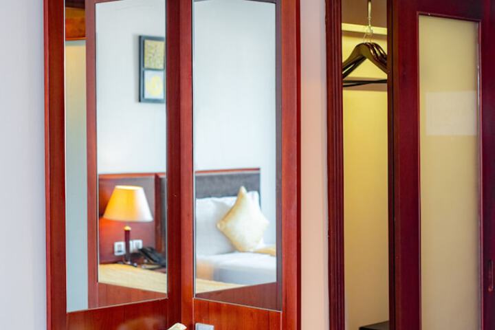 Room 20 of 72