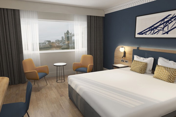 Room 32 of 137