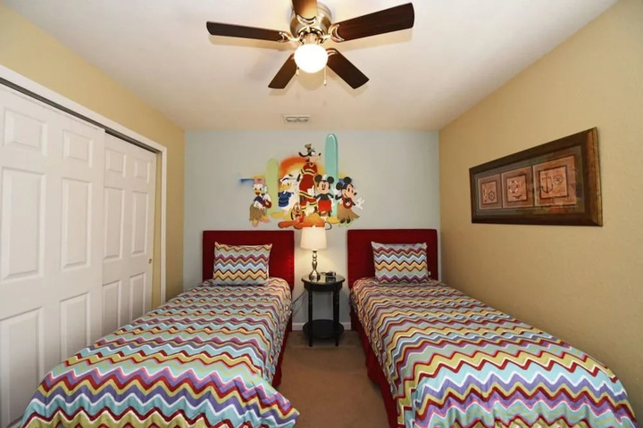Room 3 of 29
