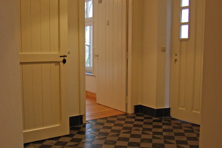 Room 17 of 45