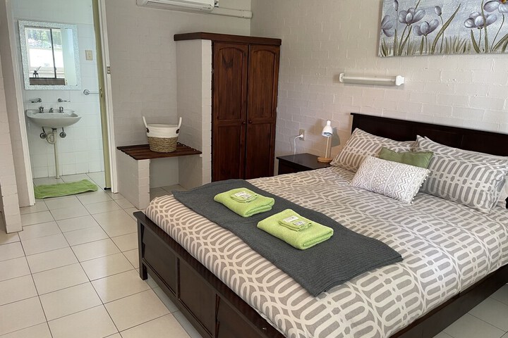 Room 18 of 123
