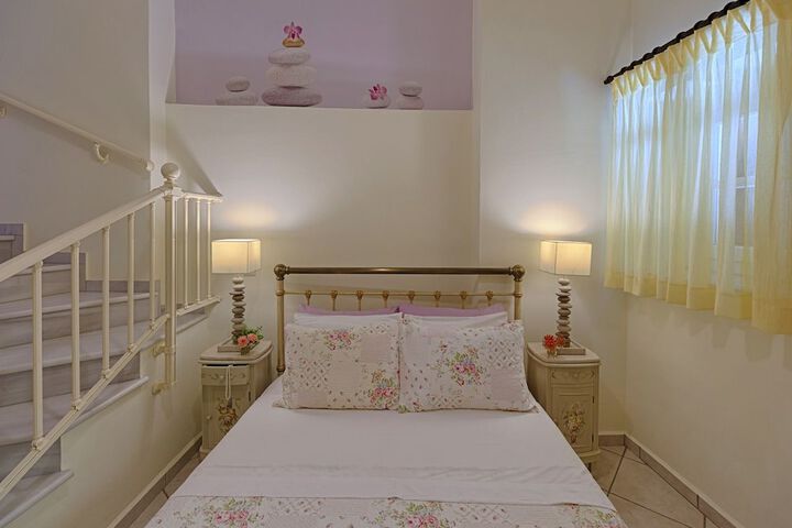 Room 16 of 105