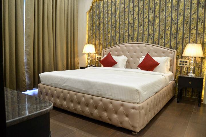 Room 46 of 106