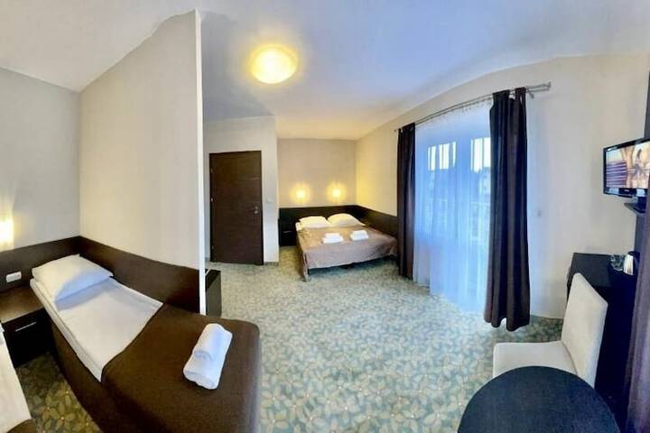 Room 46 of 110