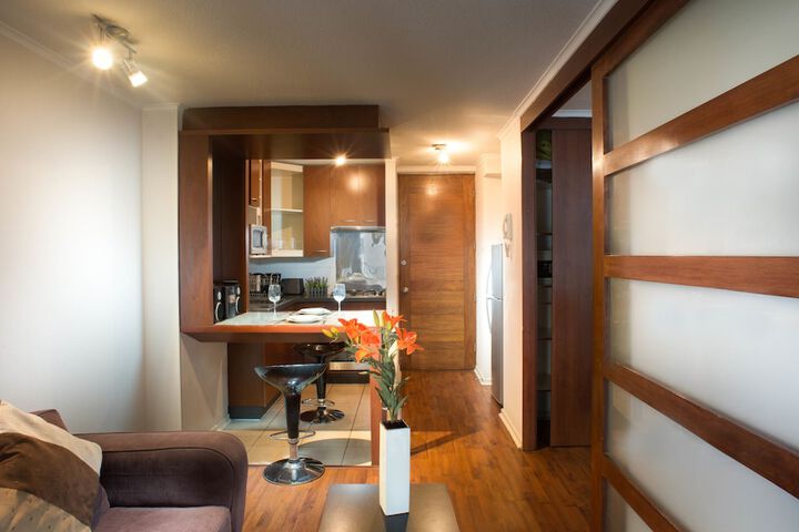 Room 6 of 16
