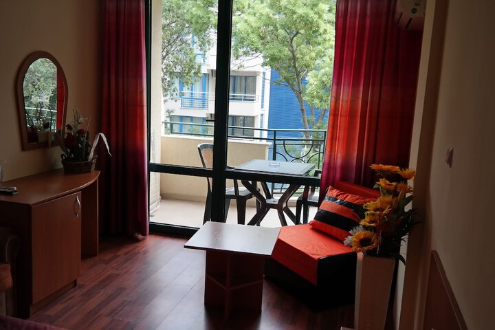 Room 19 of 49