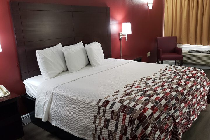 Room 3 of 22