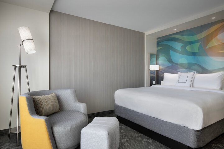 Room 13 of 41