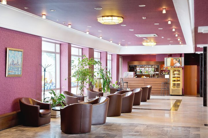 Hotel Interior 6 of 81