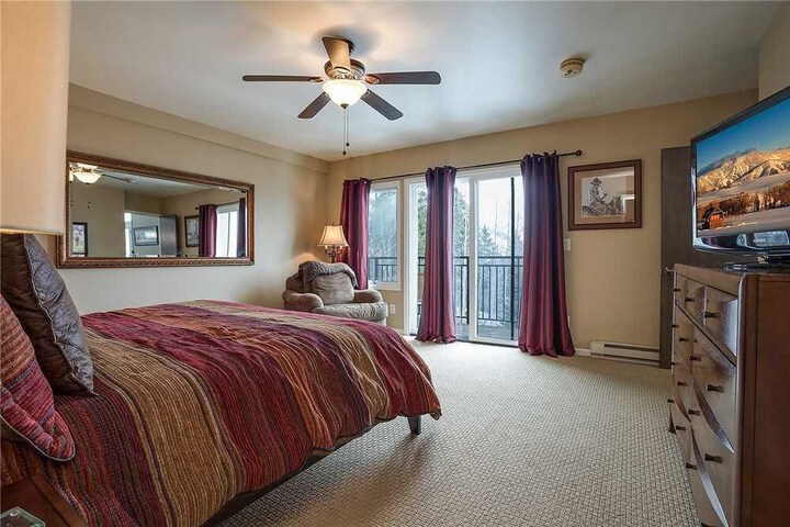 Room 15 of 121