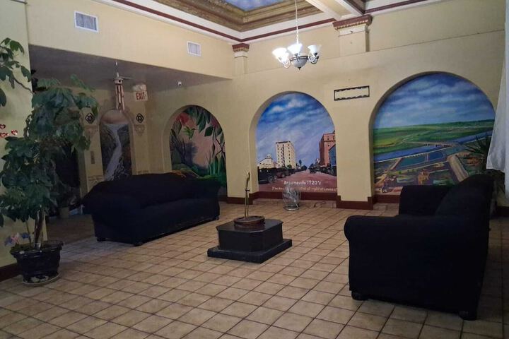 Hotel Interior 5 of 34