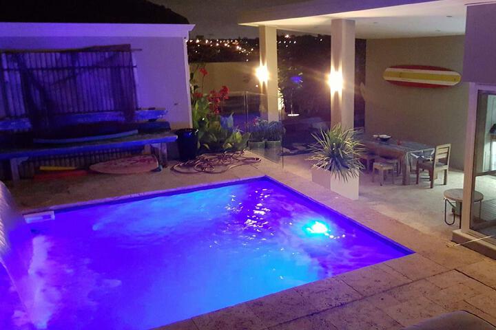 Pool 4 of 5