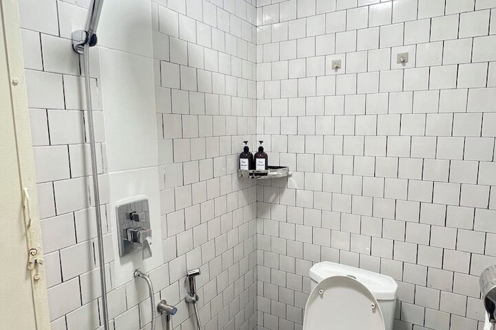 Room 113 of 122