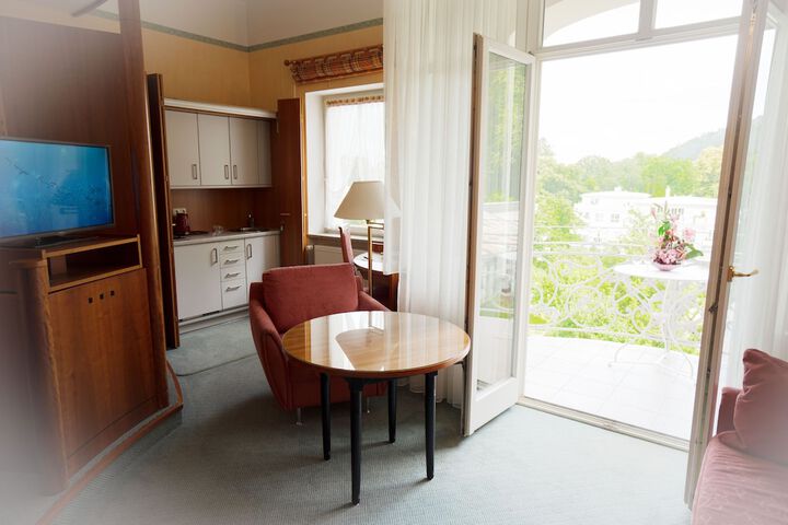 Room 50 of 102