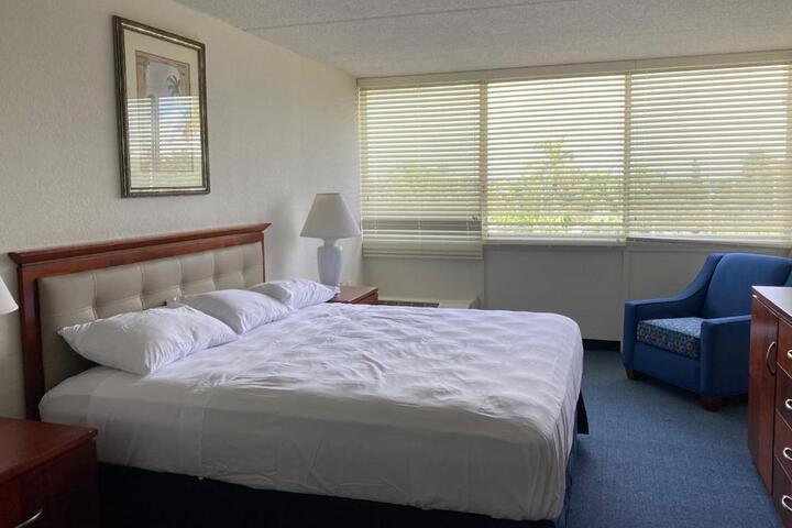 2 Double Beds (10 of 13)